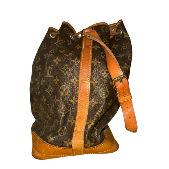 Louis Vuitton Noe Monogram Vintage Bucket Bag - Picture 4 of 11